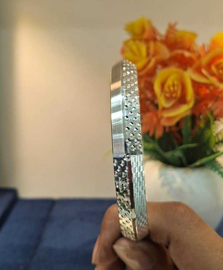 WhatsApp Image 2025-12-04 at 18.24.04_3b45c6f1